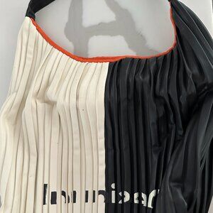 Desigual Pleated Black and White Tote w Internal Pockets